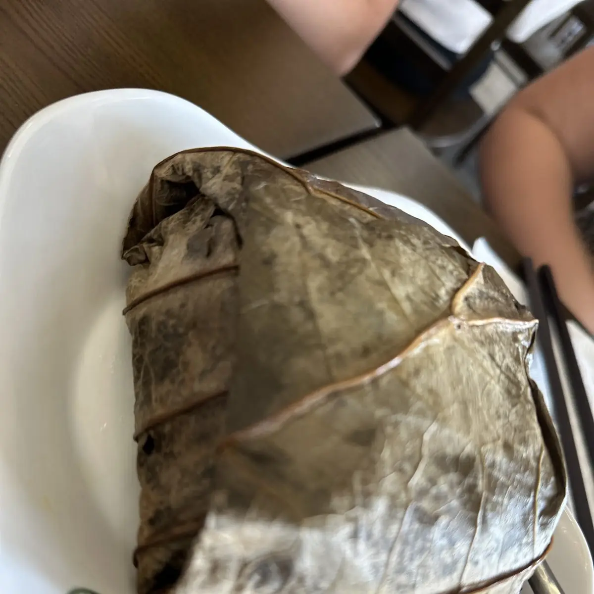 Sticky Rice in Lotus Leaf 古法糯米雞